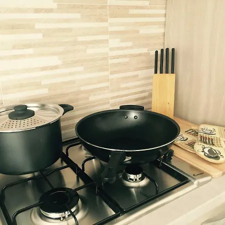 Queen Chic 라스페치아