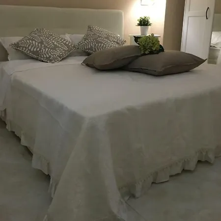 Queen Chic * לה ספציה